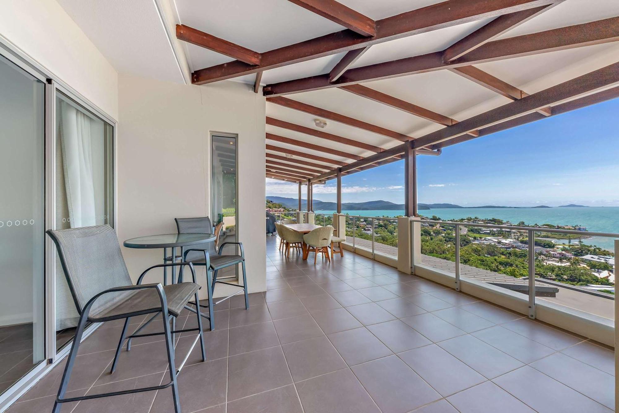 Executive Whitsunday Penthouse At 40 Reflections *