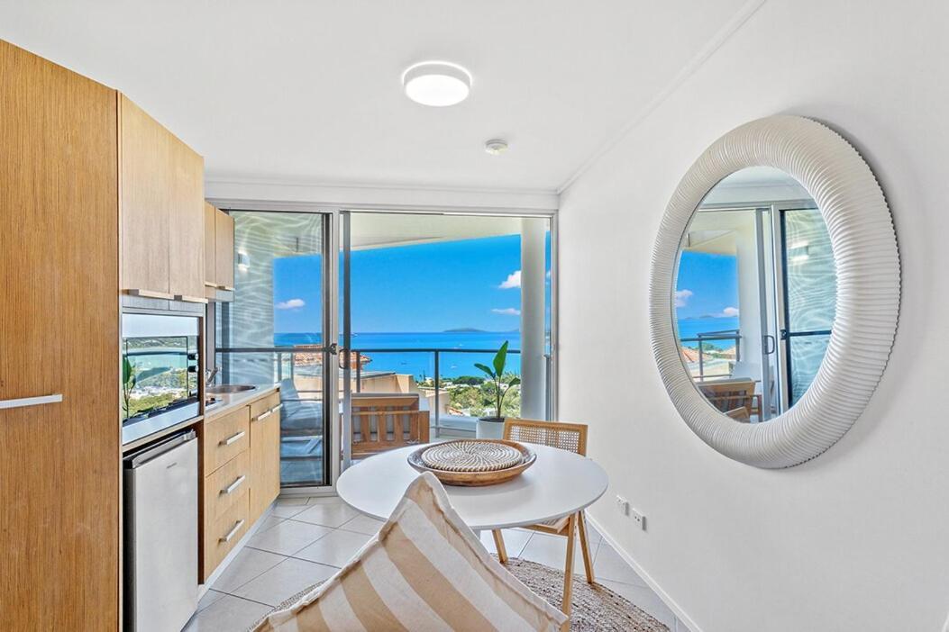Apartment Breezes By The Sea