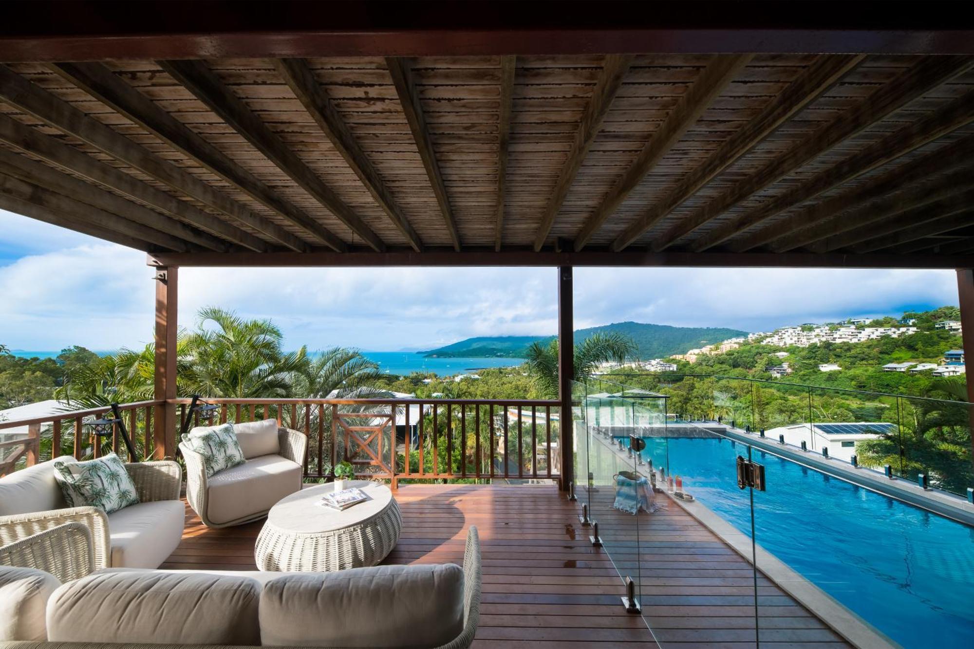 Coral Sea Views Airlie Beach