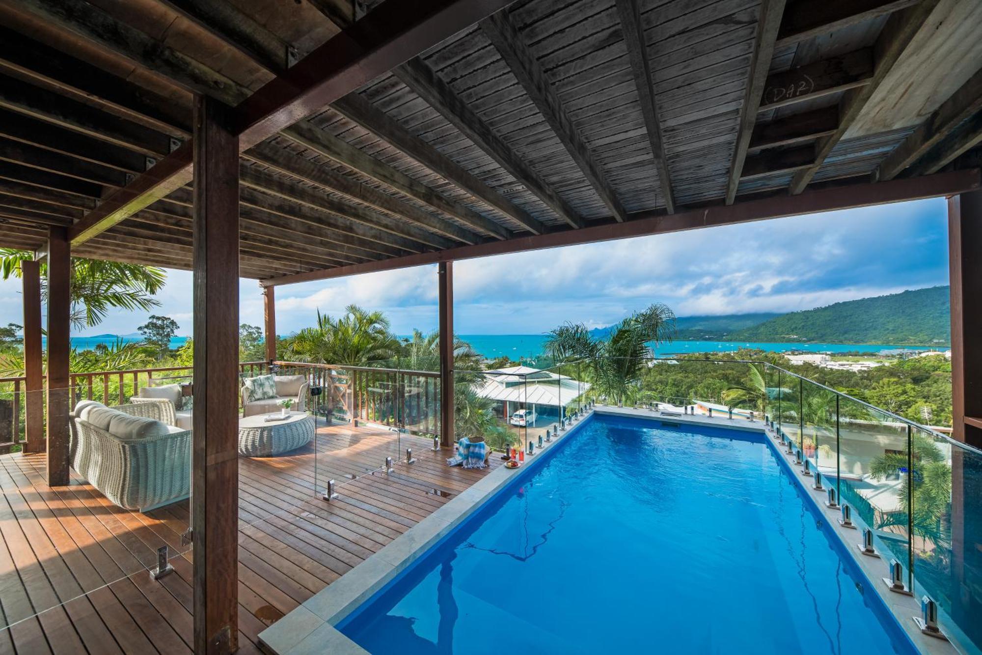 Holiday home Coral Sea Views