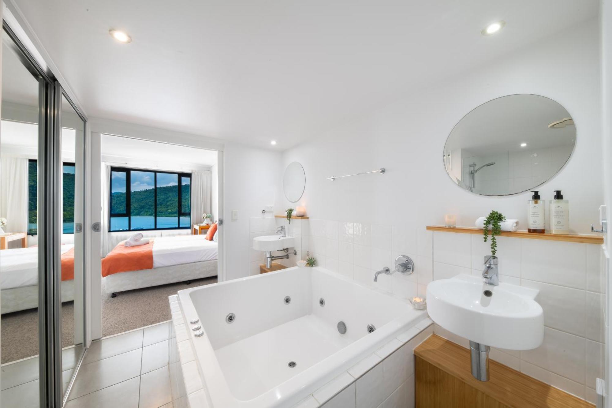 Apartment Club Airlie