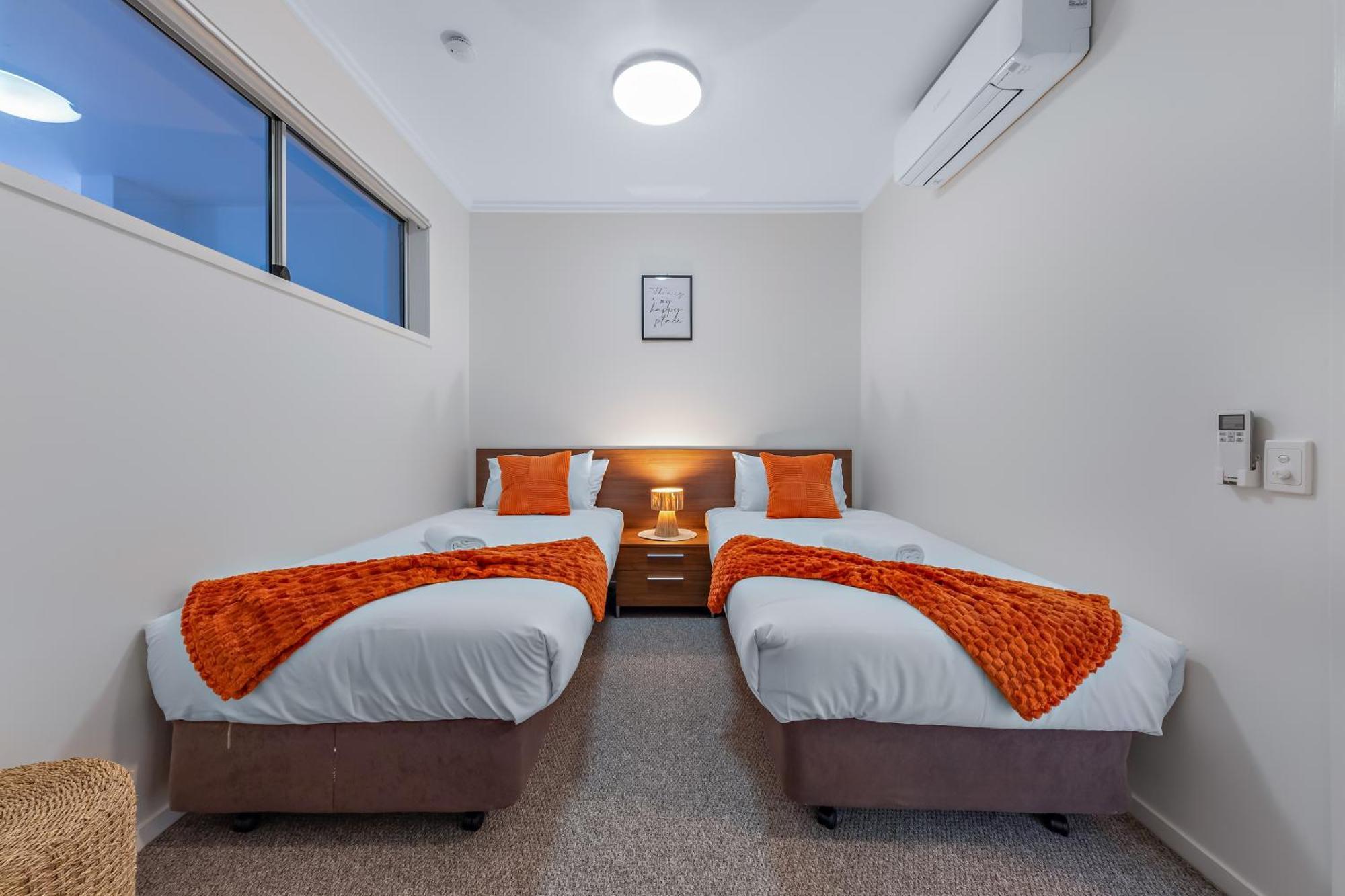 Aparthotel Airlie Summit 4*