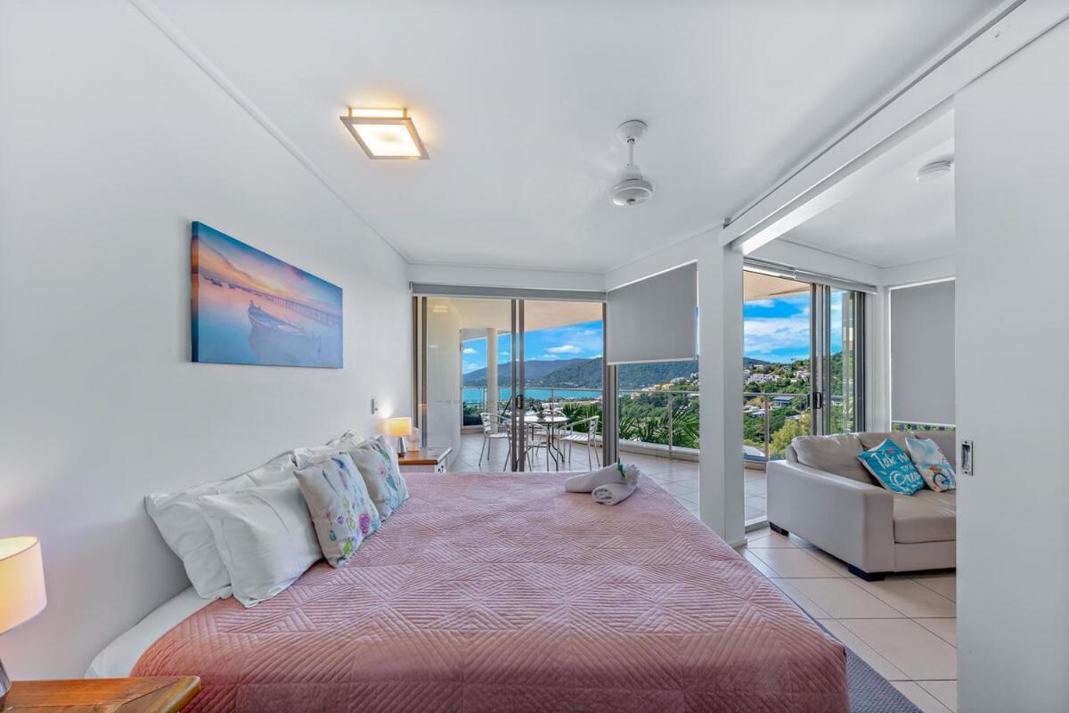 Seaviews At Searene, Spacious, Pool & Free Wifi Airlie Beach
