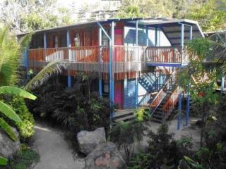 The Hostel, Airlie