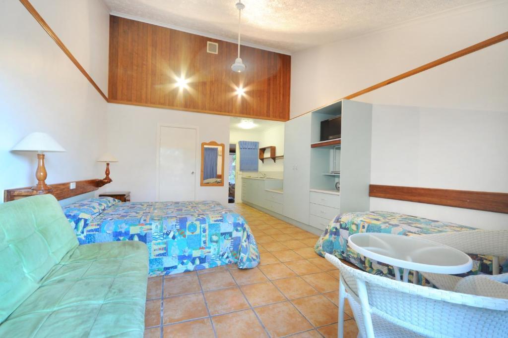 Unit 1 Sunbird On Lamond * Airlie Beach