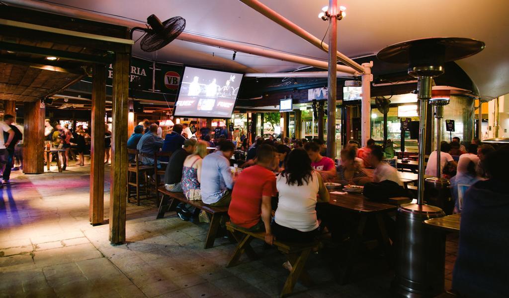 Global Backpackers Airlie Beach