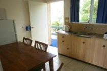 Airlie Court Units 3*