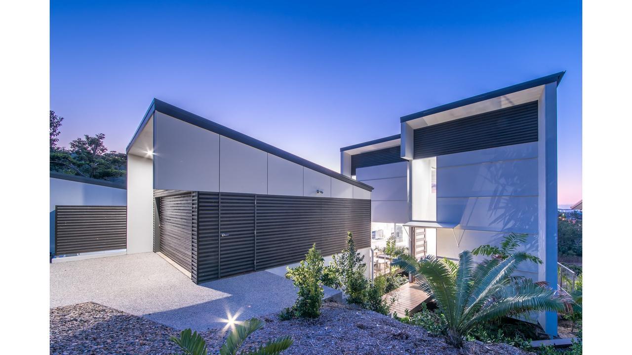 Oleander - Airlie Holiday home *