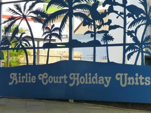 Airlie Court Units Aparthotel 3*