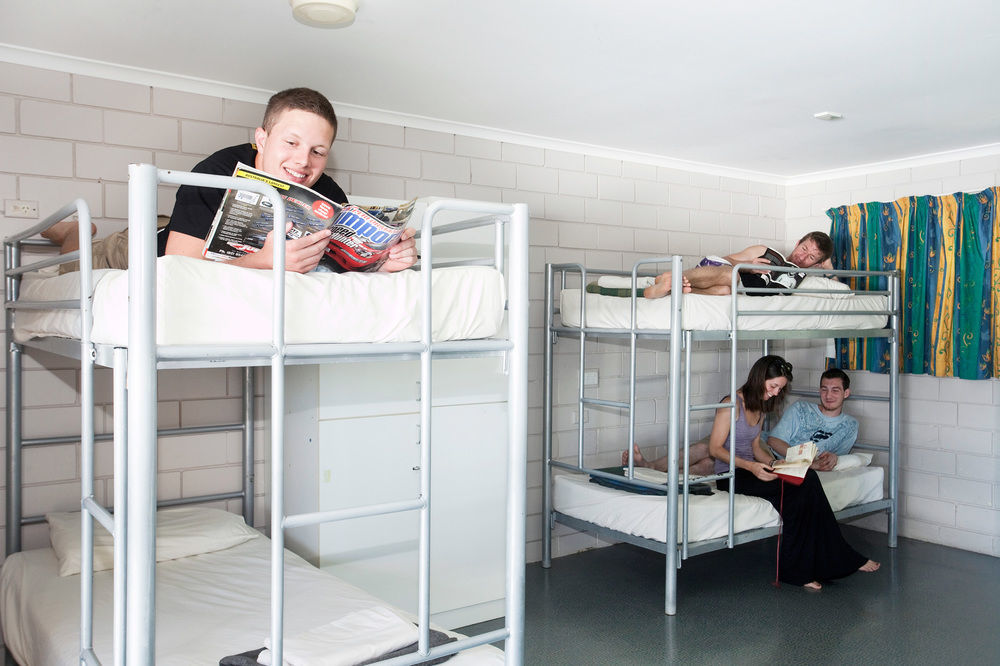 The Hostel, Airlie *