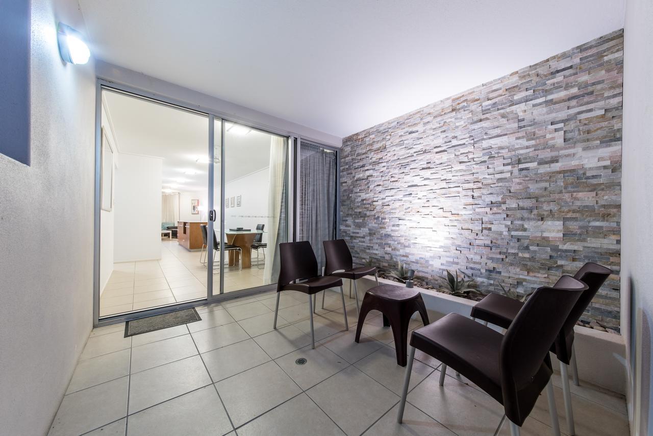 Serenity Views - Airlie Apartment