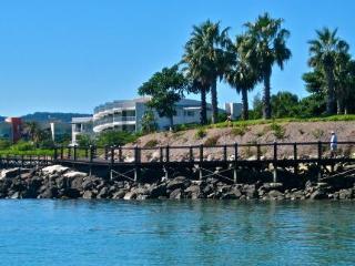 Aparthotel Paradise Court Units Airlie Beach
