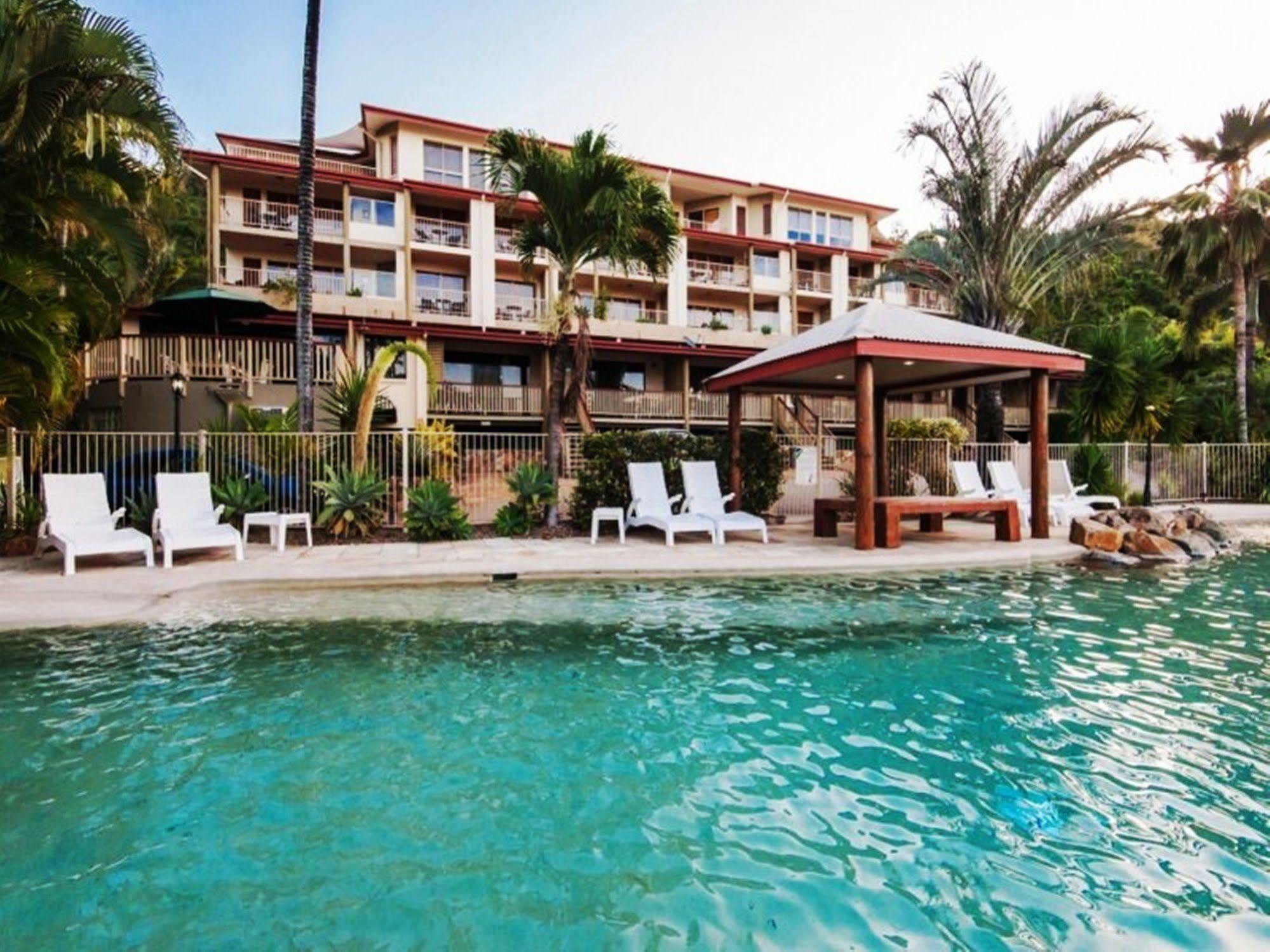 At Boathaven Bay 4*