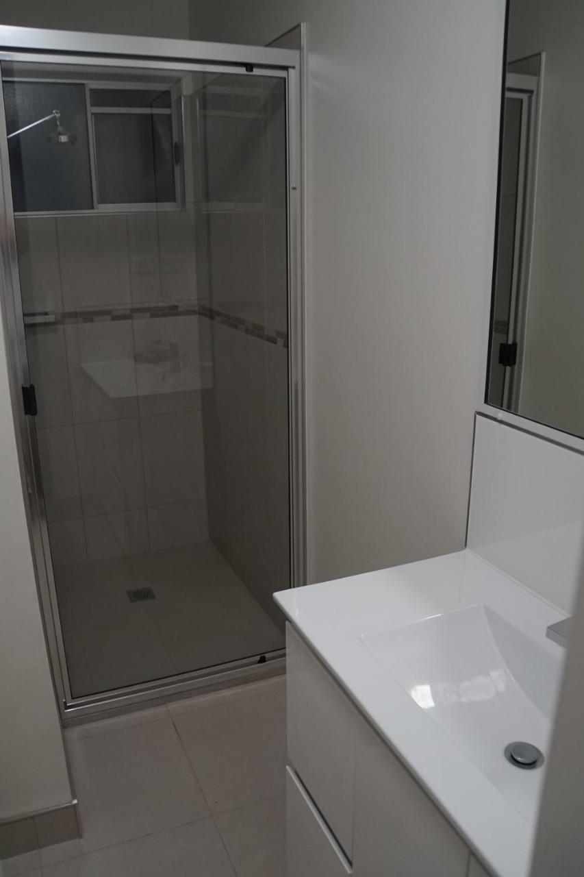 Aparthotel Airlie Seaview 4*