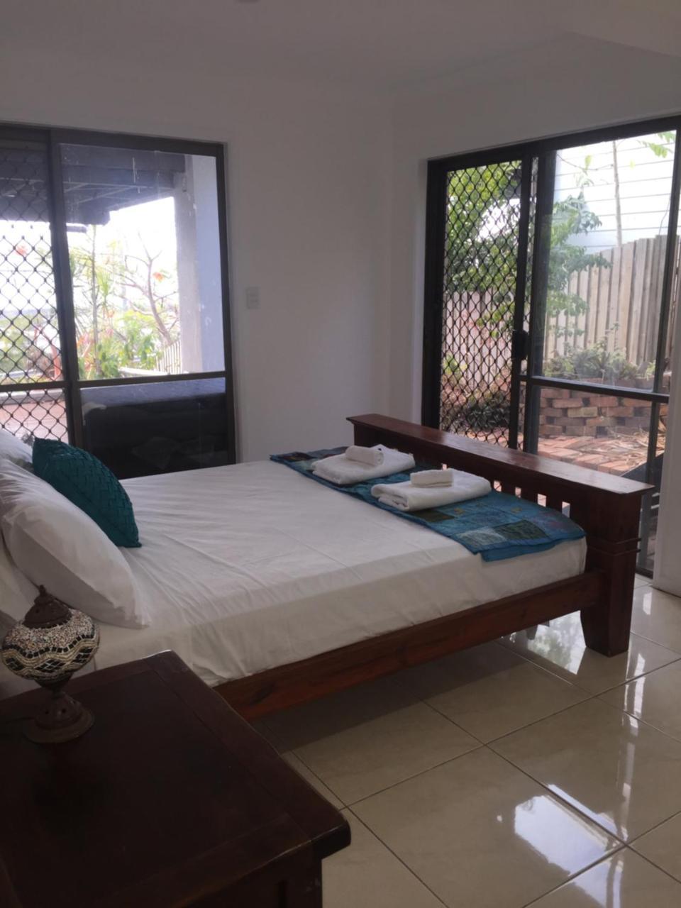 'Chez-Nous' - Two Bedroom Apartment Guest house 4*