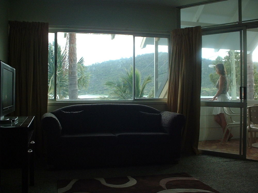 Aparthotel Airlie Seaview 4*