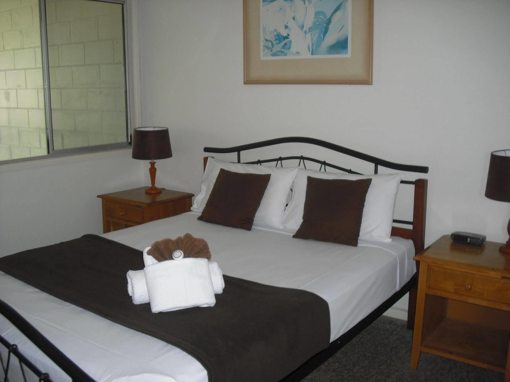 Aparthotel Airlie Seaview 4*