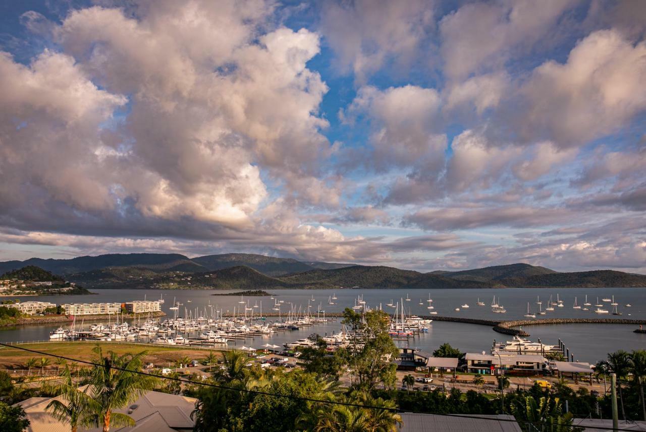 Sunlit Waters Airlie Beach