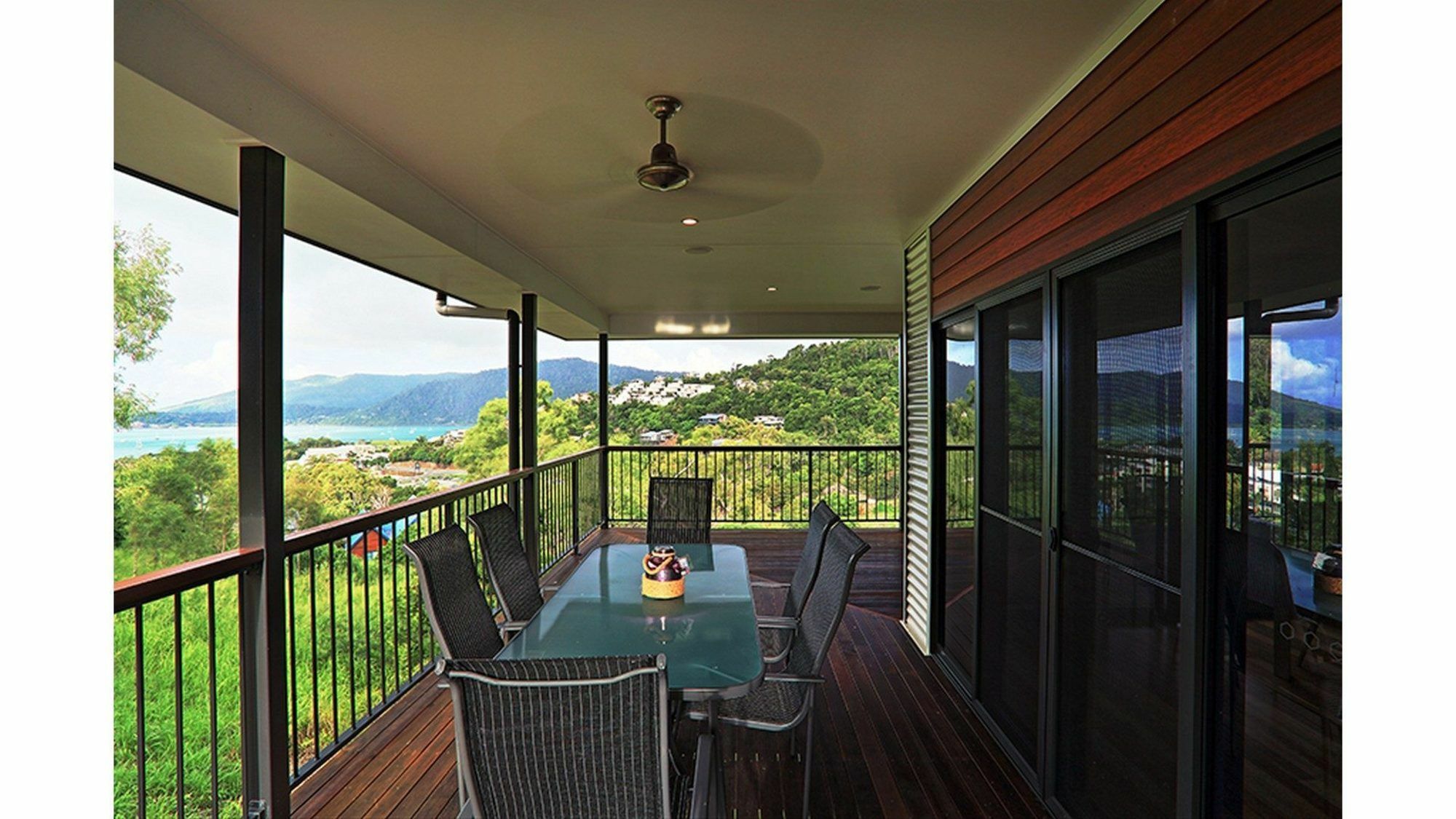 Holiday home Laguna Views - Airlie