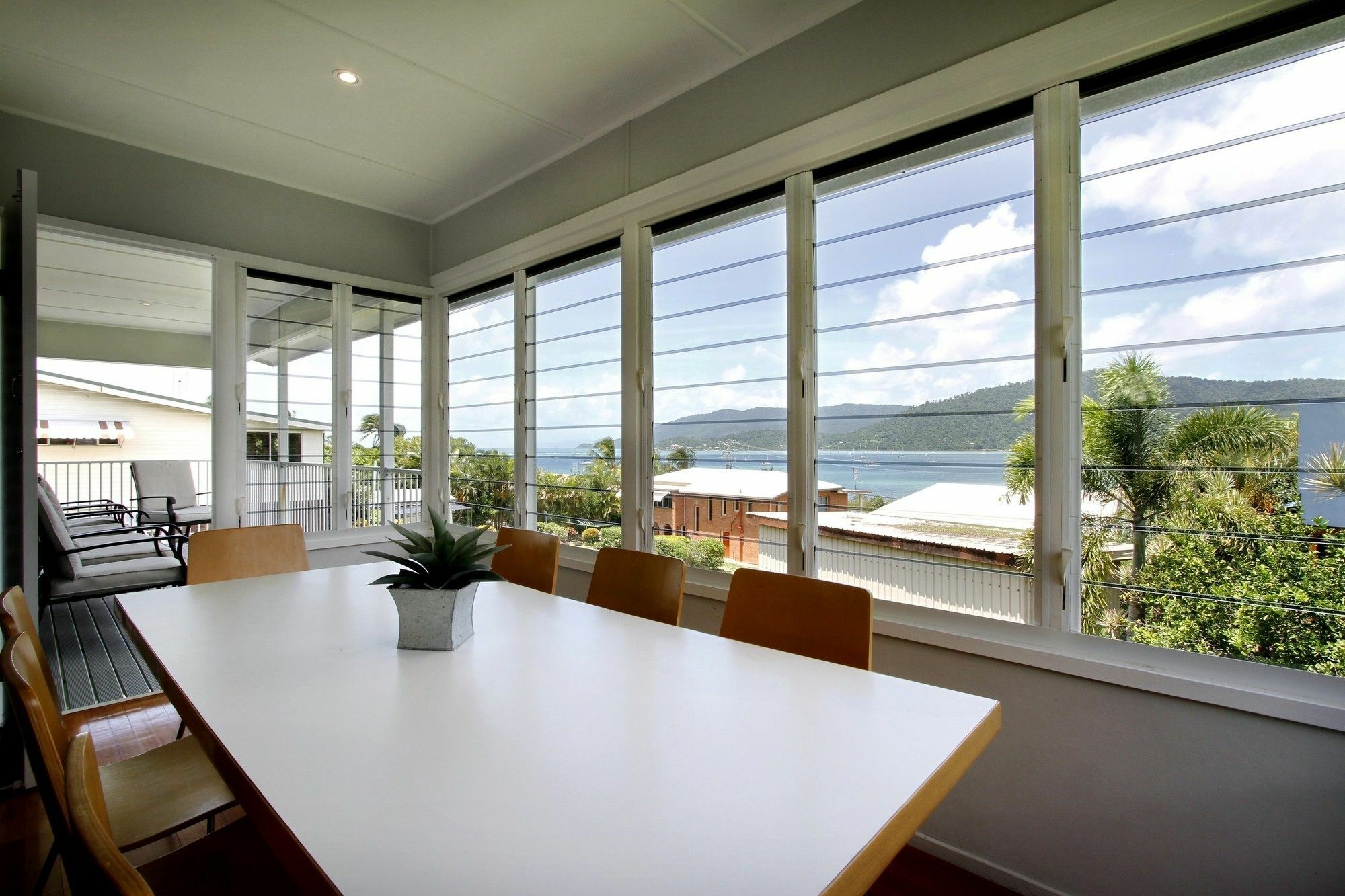 Norm's House - Airlie Holiday home