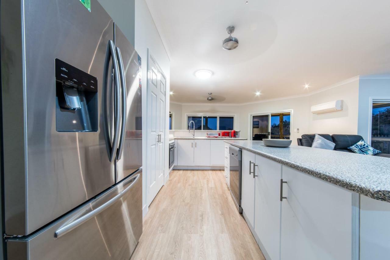 Sunset Escape Holiday home Airlie Beach