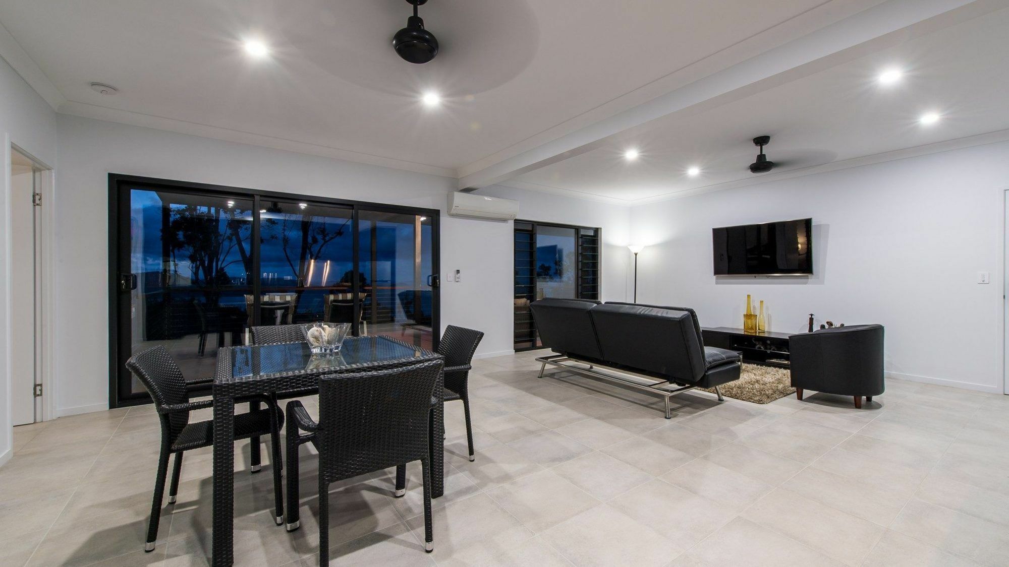 Onestep Airlie Retreat Airlie Beach