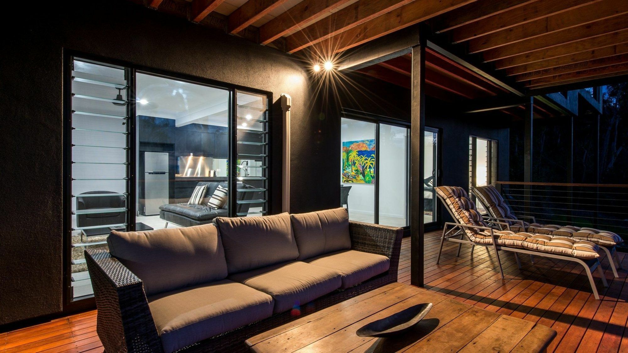 Apartment Onestep Airlie Retreat