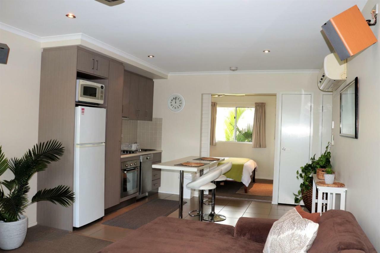 Apartment Watersons At Airlie