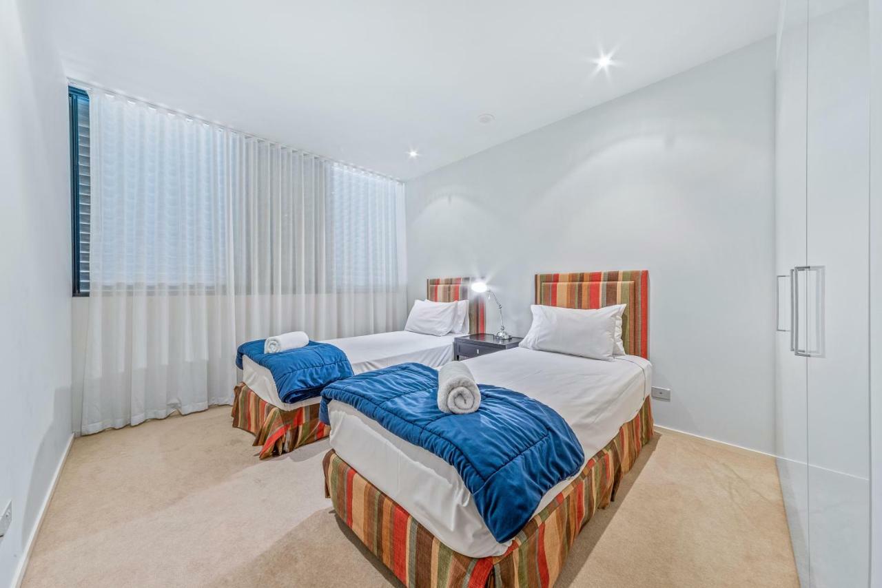 Executive On Whisper Bay - Cannonvale Apartment *
