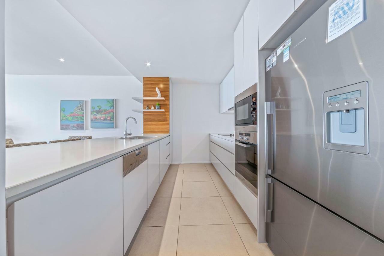 Executive On Whisper Bay - Cannonvale Apartment *