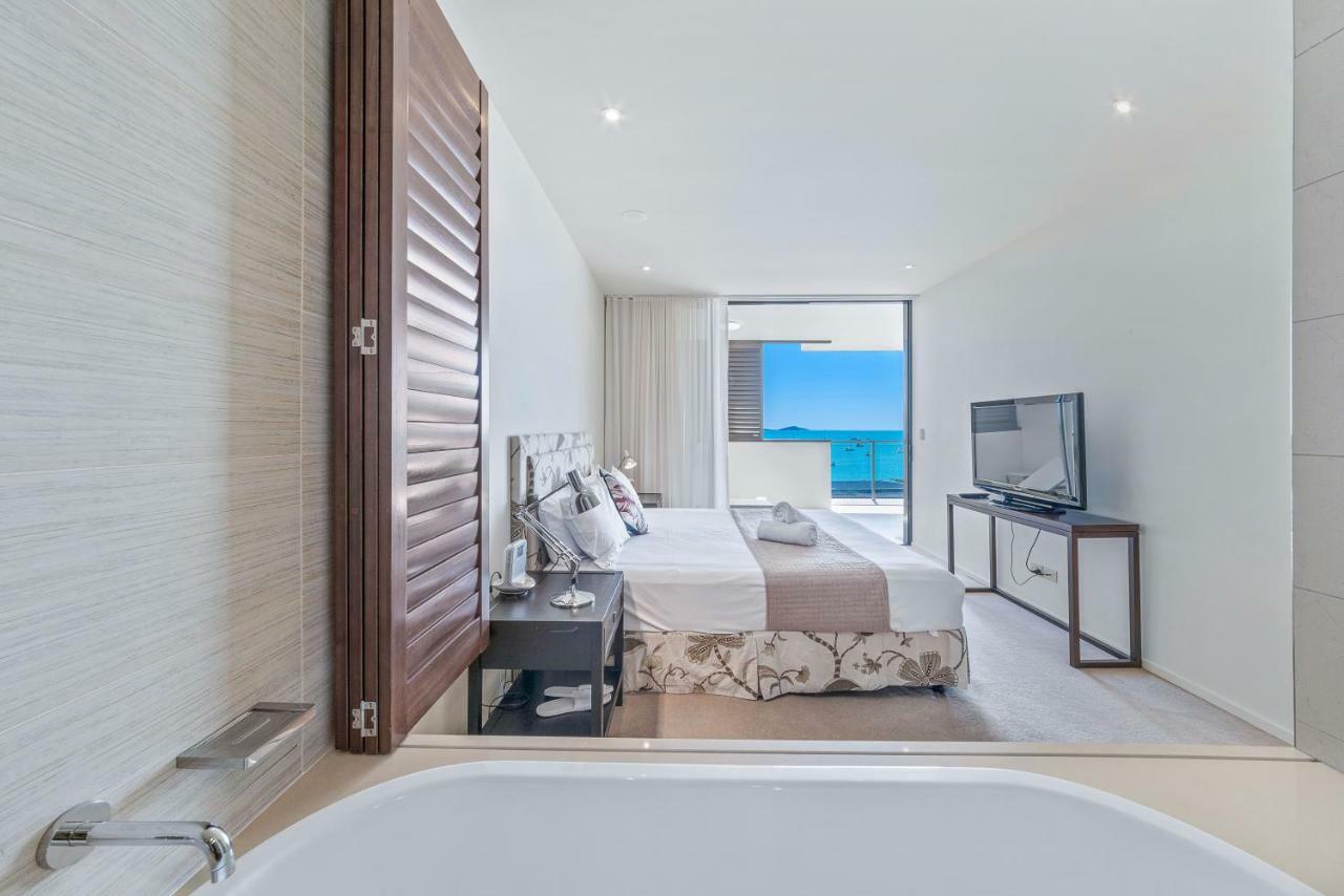 Executive On Whisper Bay - Cannonvale * Airlie Beach