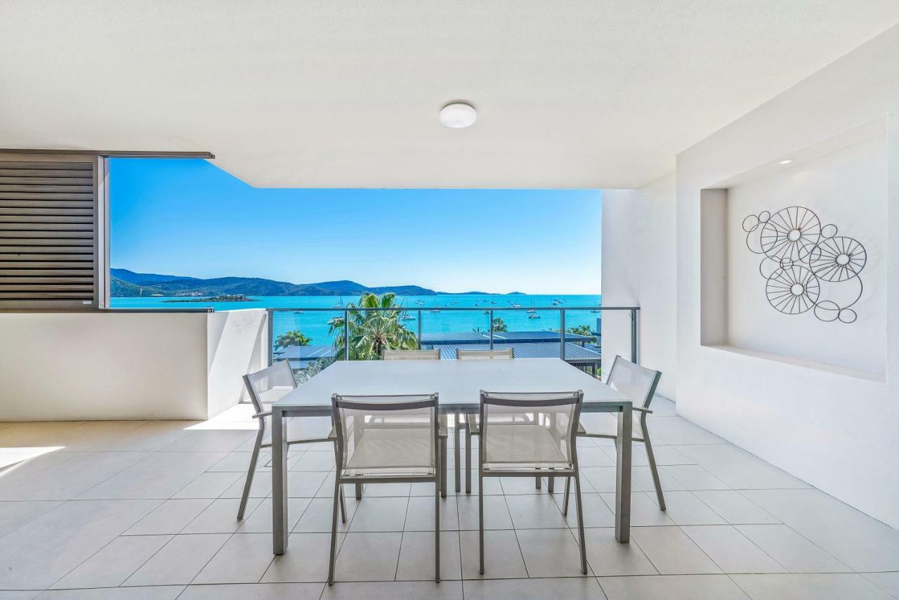 Executive On Whisper Bay - Cannonvale Apartment
