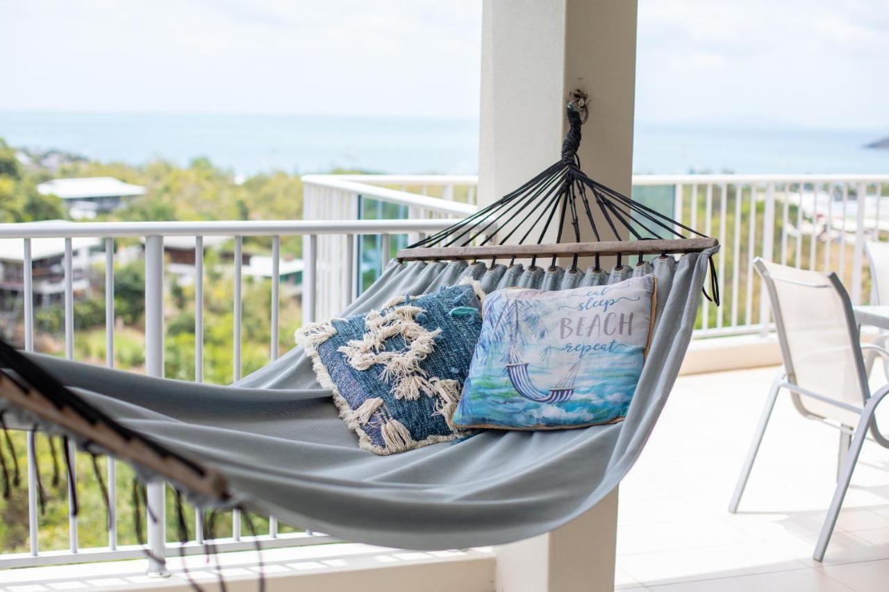 Spacious Tropical Sanctuary Ocean Views *