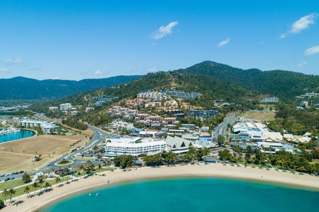 Mandalay Escape, Seclusion & Serenity With A Pool Holiday home Airlie Beach