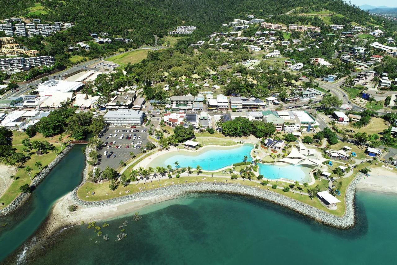 Mandalay Escape, Seclusion & Serenity With A Pool Airlie Beach