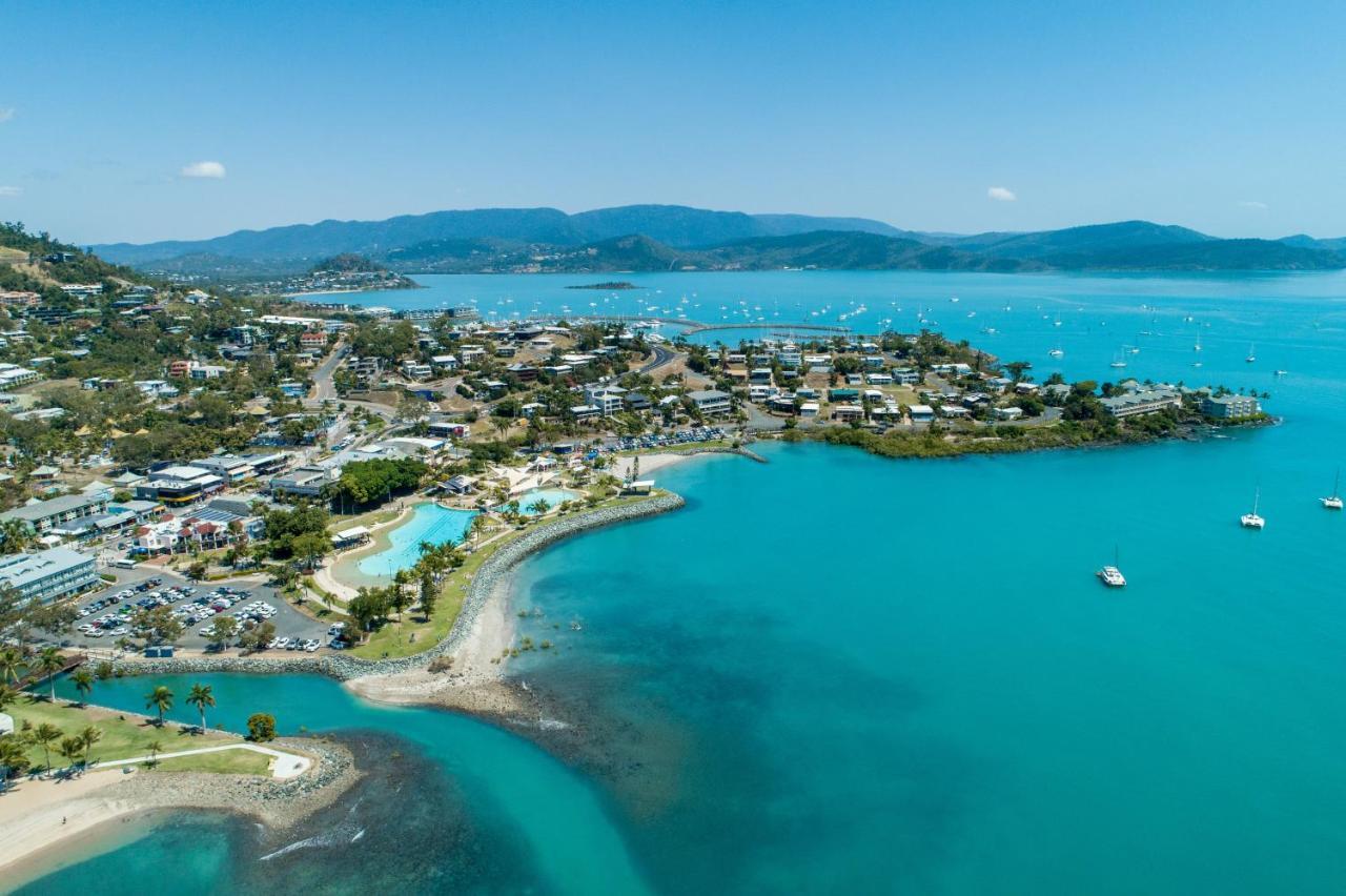 Mandalay Escape, Seclusion & Serenity With A Pool Holiday home *