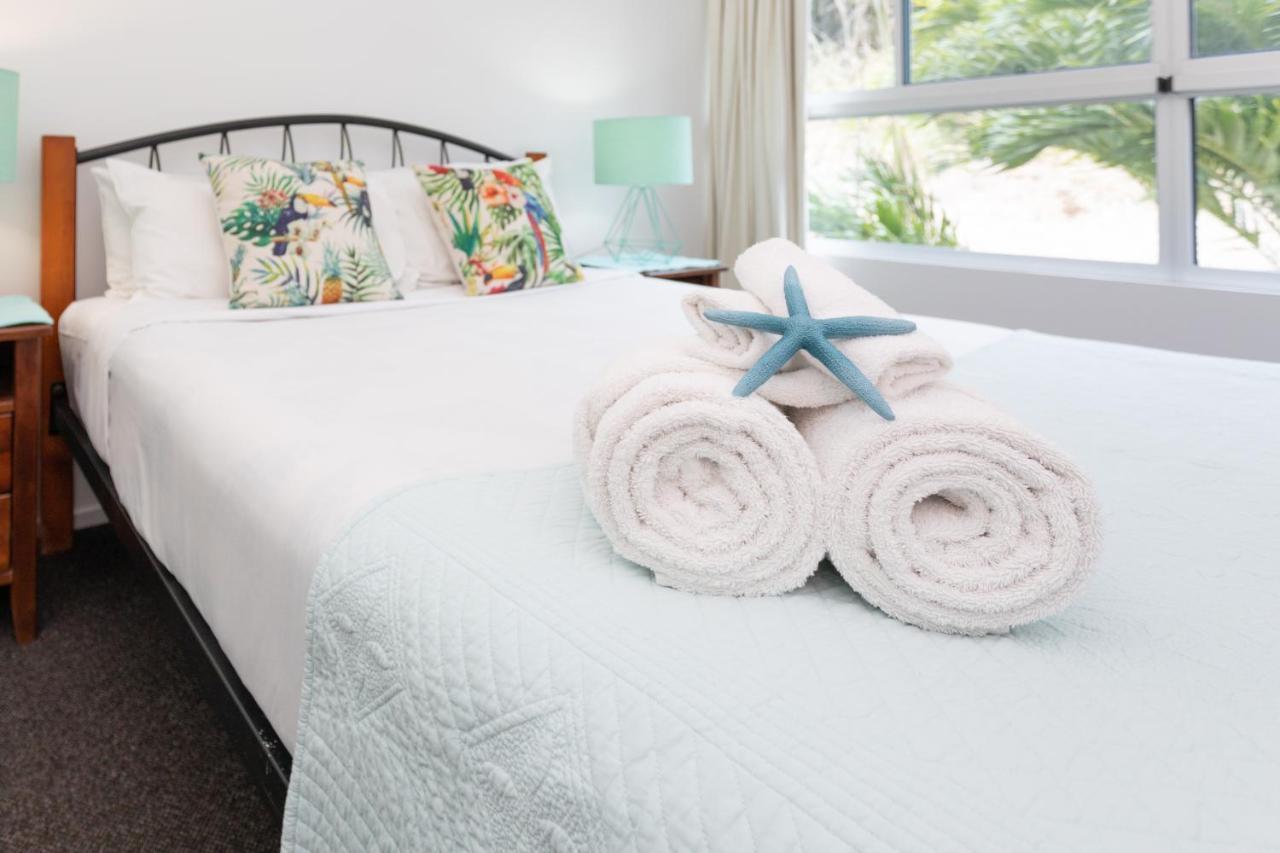 Spacious Tropical Sanctuary Ocean Views *