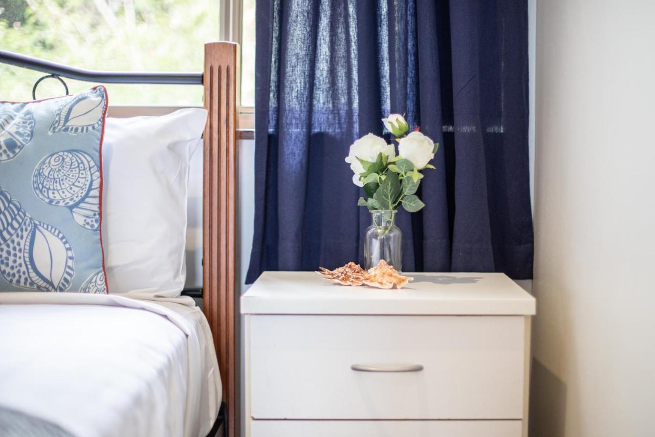 Getaway Ocean Views * Airlie Beach