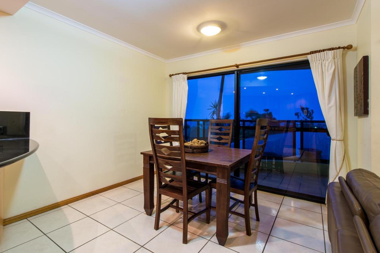 7 Waves - Airlie * Airlie Beach