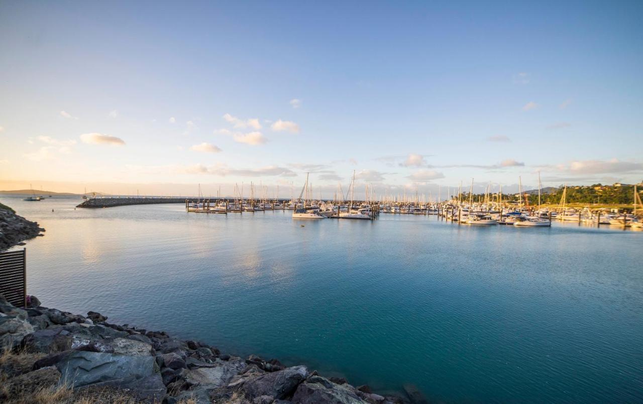 Apartment Marina View Airlie Beach