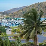 At Waterfront Whitsunday Retreat - Adults Only