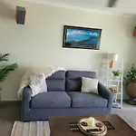 Watersons At Airlie Central Apartments