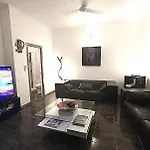 Bella Vista Pets Welcome Call Prior To Booking