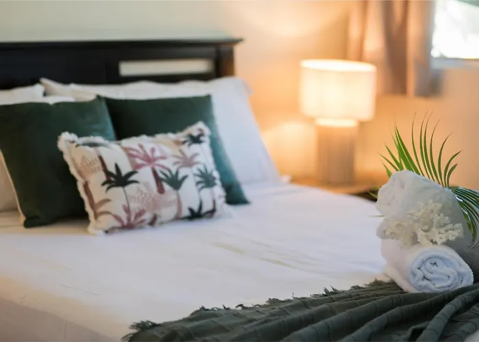 Waterlily - One Bedroom Apartment