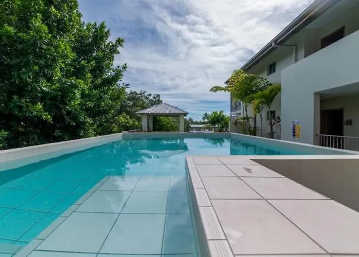 Watersons At Airlie Central Apartments