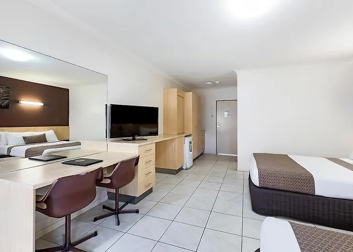 Reef Gateway Hotel
