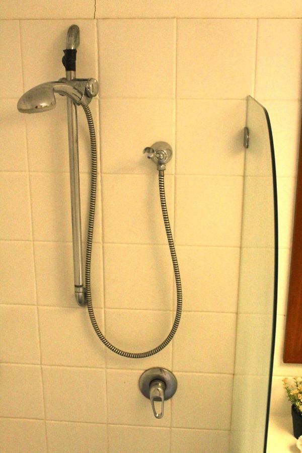 Motel Colonial Court Beachfront & 3*
