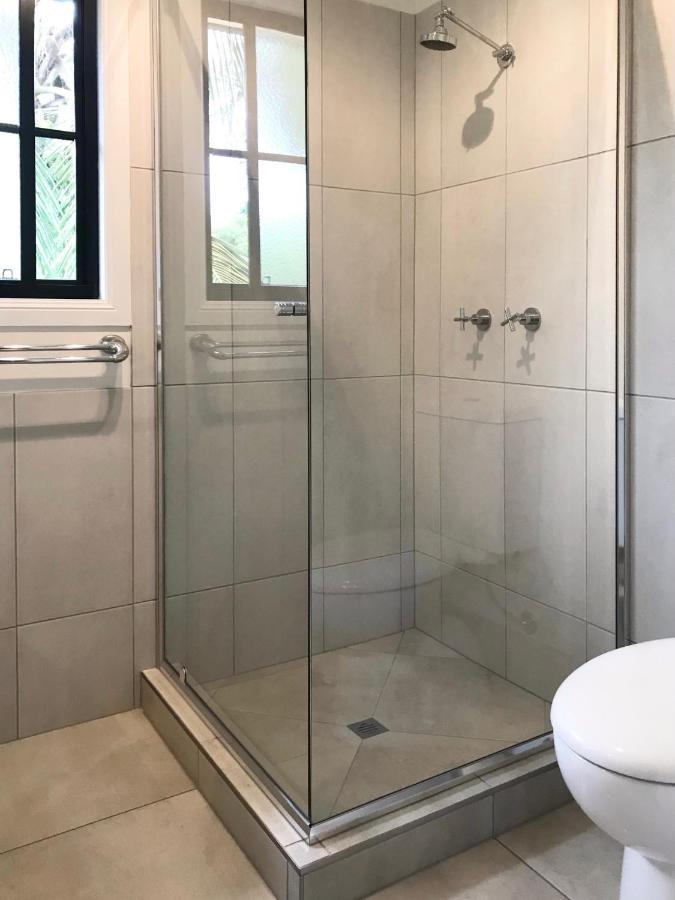 Paradise Palms Close To Beach, Wifi, 2 Bedrooms