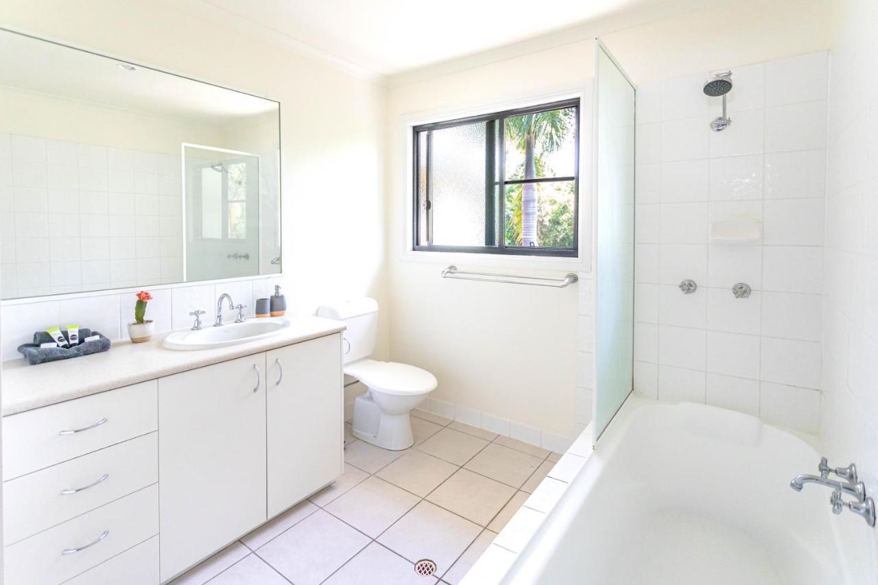 Paradise Palms Close To Beach, Wifi, 2 Bedrooms Apartment Airlie Beach
