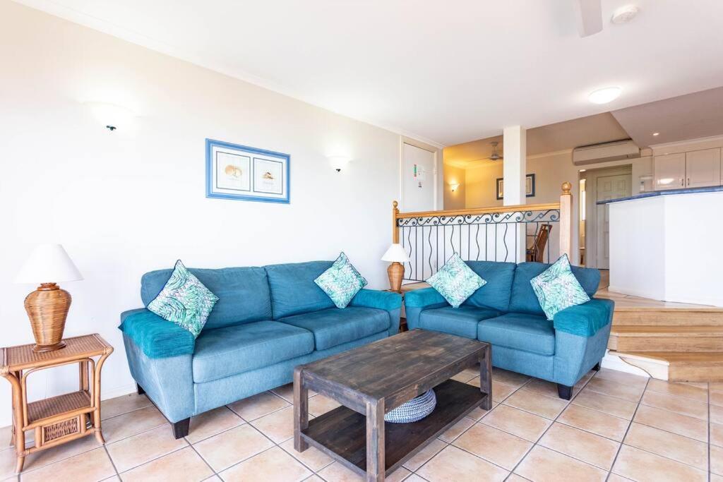Star View 9, Pool, Wifi, Sleep 4, Views In Airlie Airlie Beach
